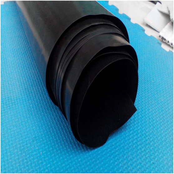 光面91视频直播APP膜防渗土石坝的渗流分析方法