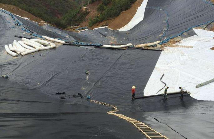 复合91视频直播APP膜的下端怎样锚固