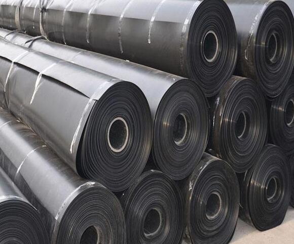 91视频直播APP膜的宽幅如何影响施工质量