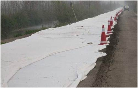 围堰模板布布与91视频直播APP膜合理控制基础渗水量