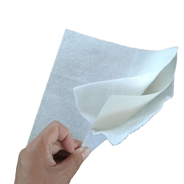 91视频直播APP膜在挡水水头低无防渗土料地区防渗特点