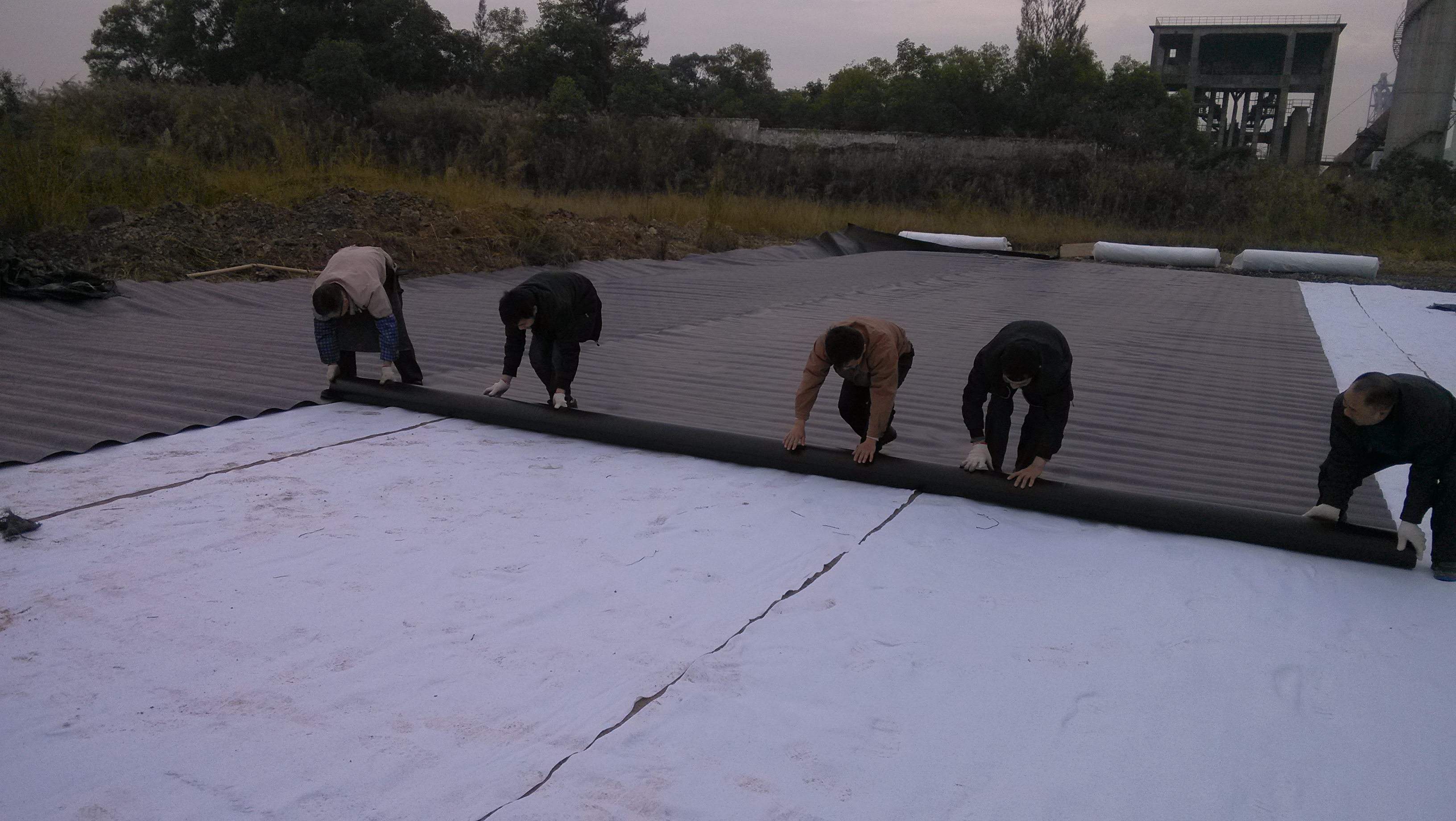 91视频直播APP膜水平防渗和垂直防渗有什么不同点？