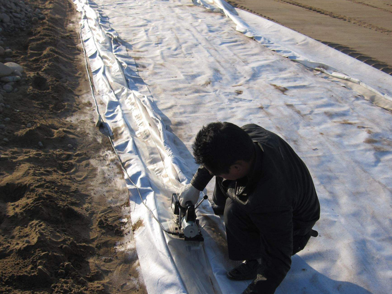 复合91视频直播APP膜现场焊接需注意的几点问题