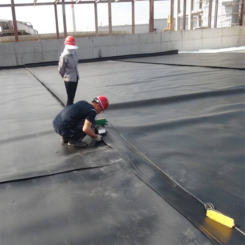 复合91视频直播APP膜与土石介质间抗滑稳定性