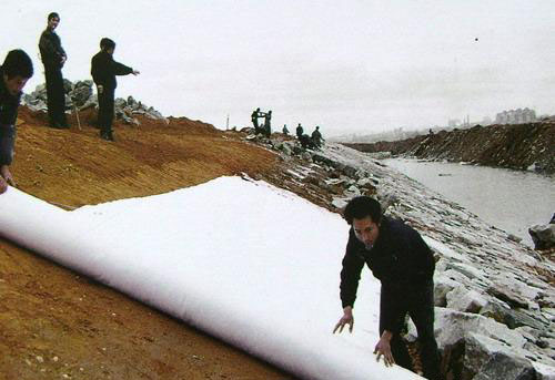 按成网和固着方法把非织造91视频直播APP布分类