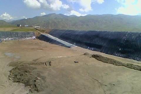 HDPE91视频直播APP膜是城市生活垃圾卫生填埋场防渗的核心材料