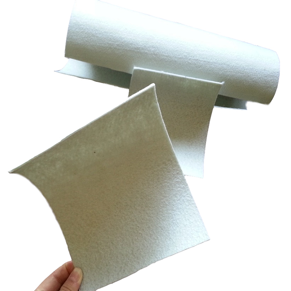 钢筋混凝土、黏土、复合91视频直播APP膜哪种防水符合工程需要