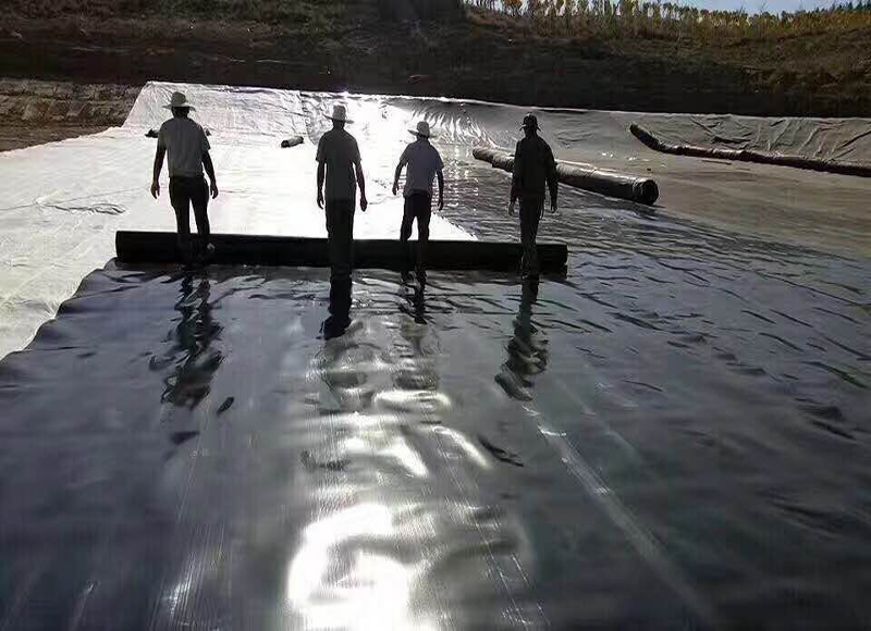 10000m³的污水池设计及HDPE91视频直播APP膜的选用