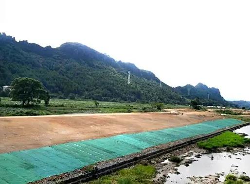 植生毯适用于各种稳定的土质、土石边坡，坡度小于或等于30°的作业带