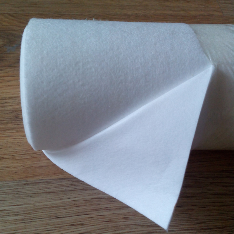 使用透水模板布以后，混凝土结构表面强度提高15%以上