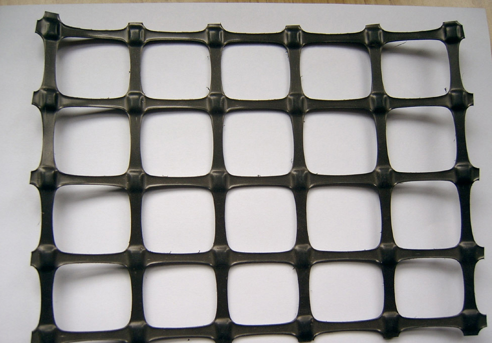 91视频直播APP格栅加筋对路堤沉降有不同程度地改善作用