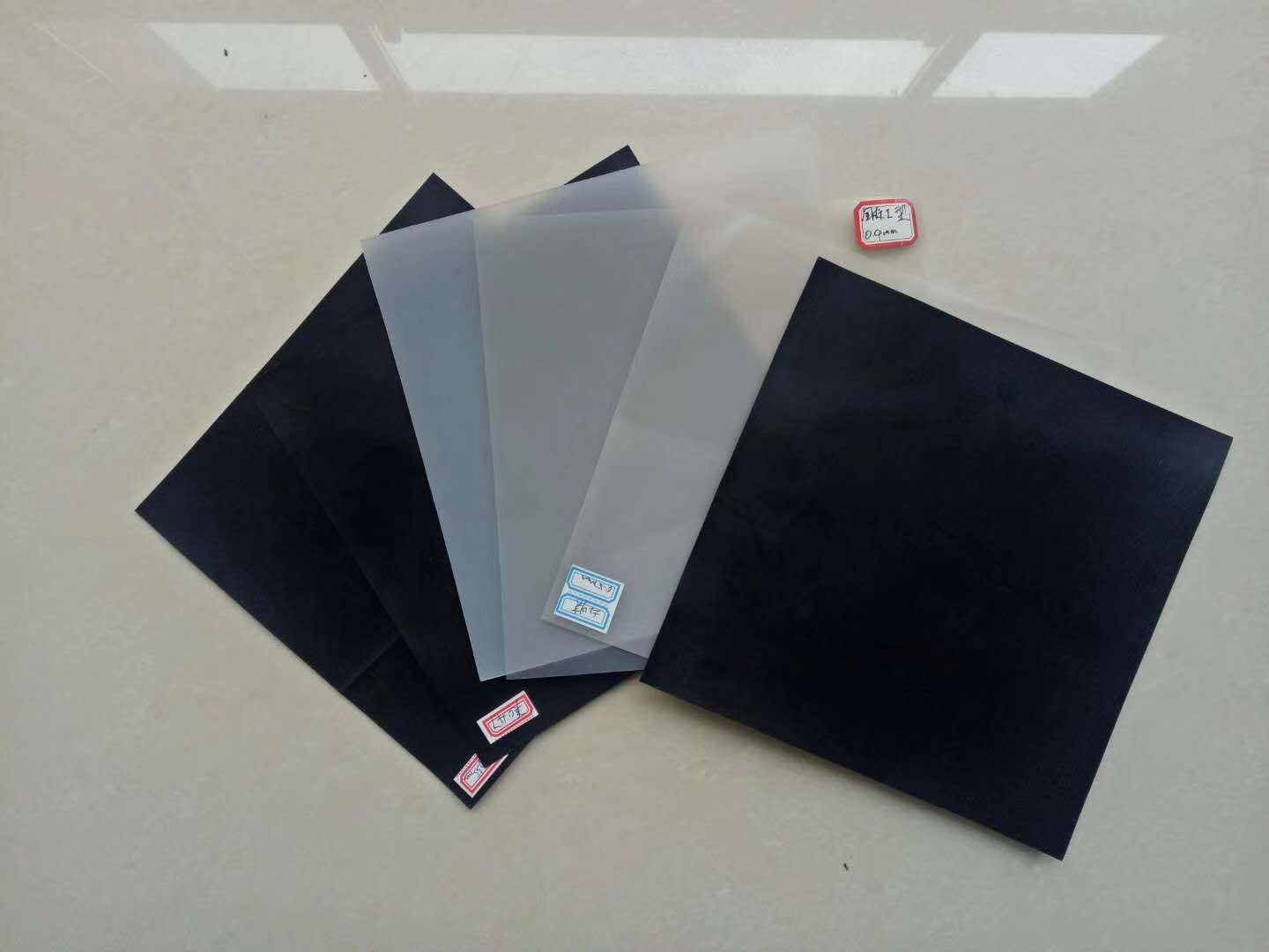 黏土心墙施工过程中需要注意哪些问题？